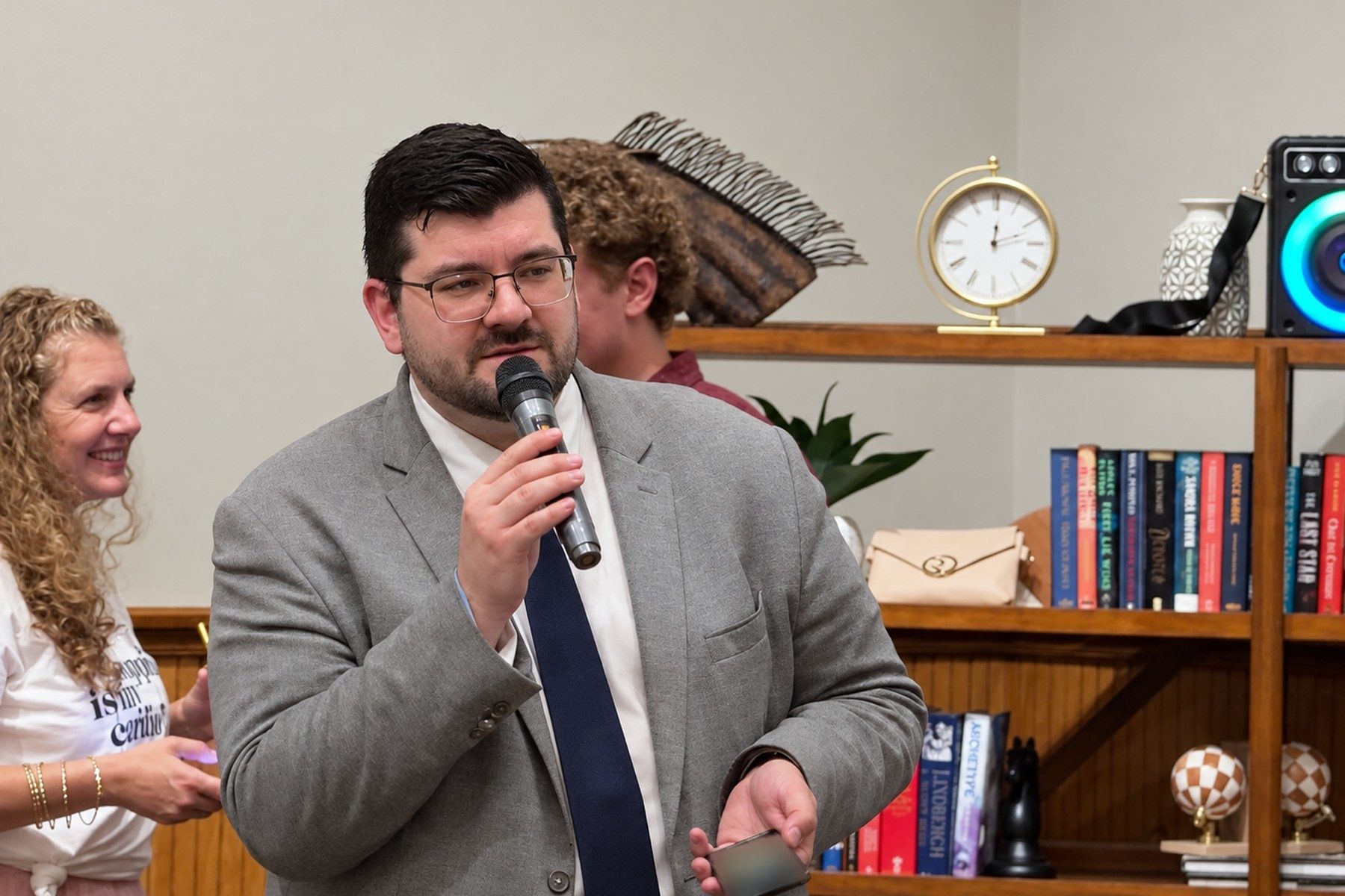 Dmitry Rowan thanking his guests
